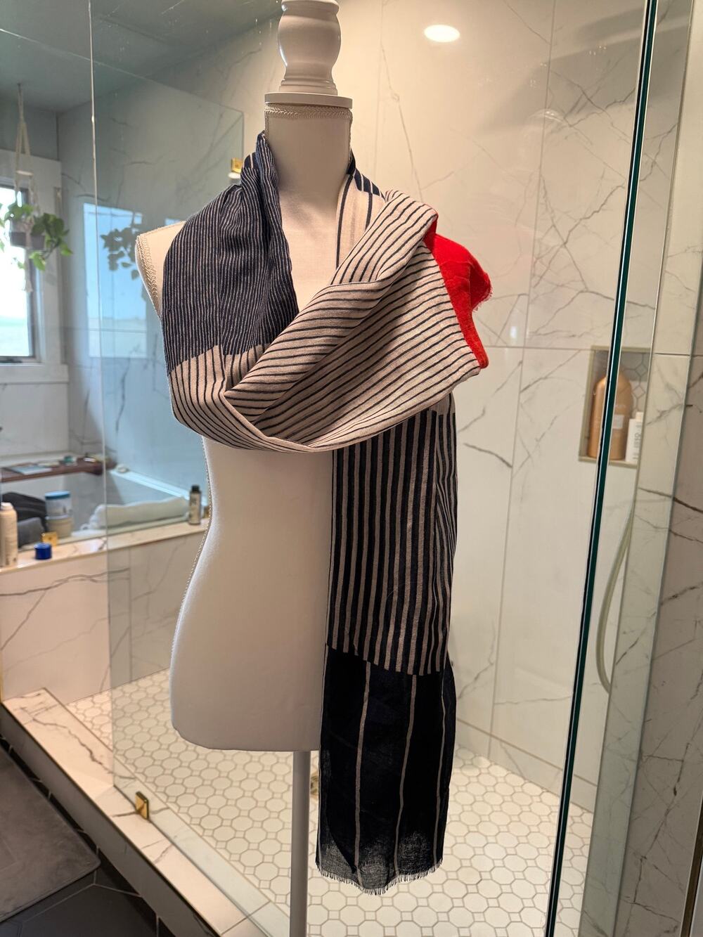 Chic Dolma Hand-Loomed Mixed Striped Scarf - Versatile Style